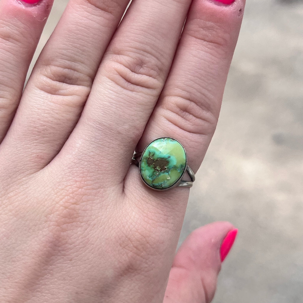 Round Green Turquoise Genuine Ring