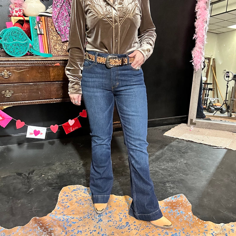 Kimes Ranch Women's Jennifer Mid Wash High Rise Flare Jean – Branded  Country Wear