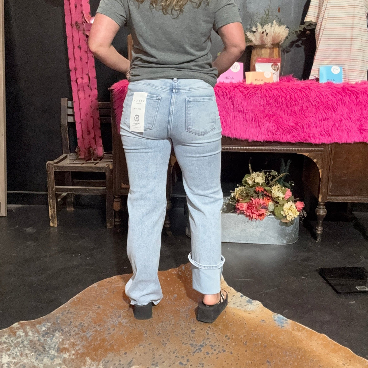 Light Wash High Rise Wide Leg 90's Risen Jeans - Country Lace Boutique