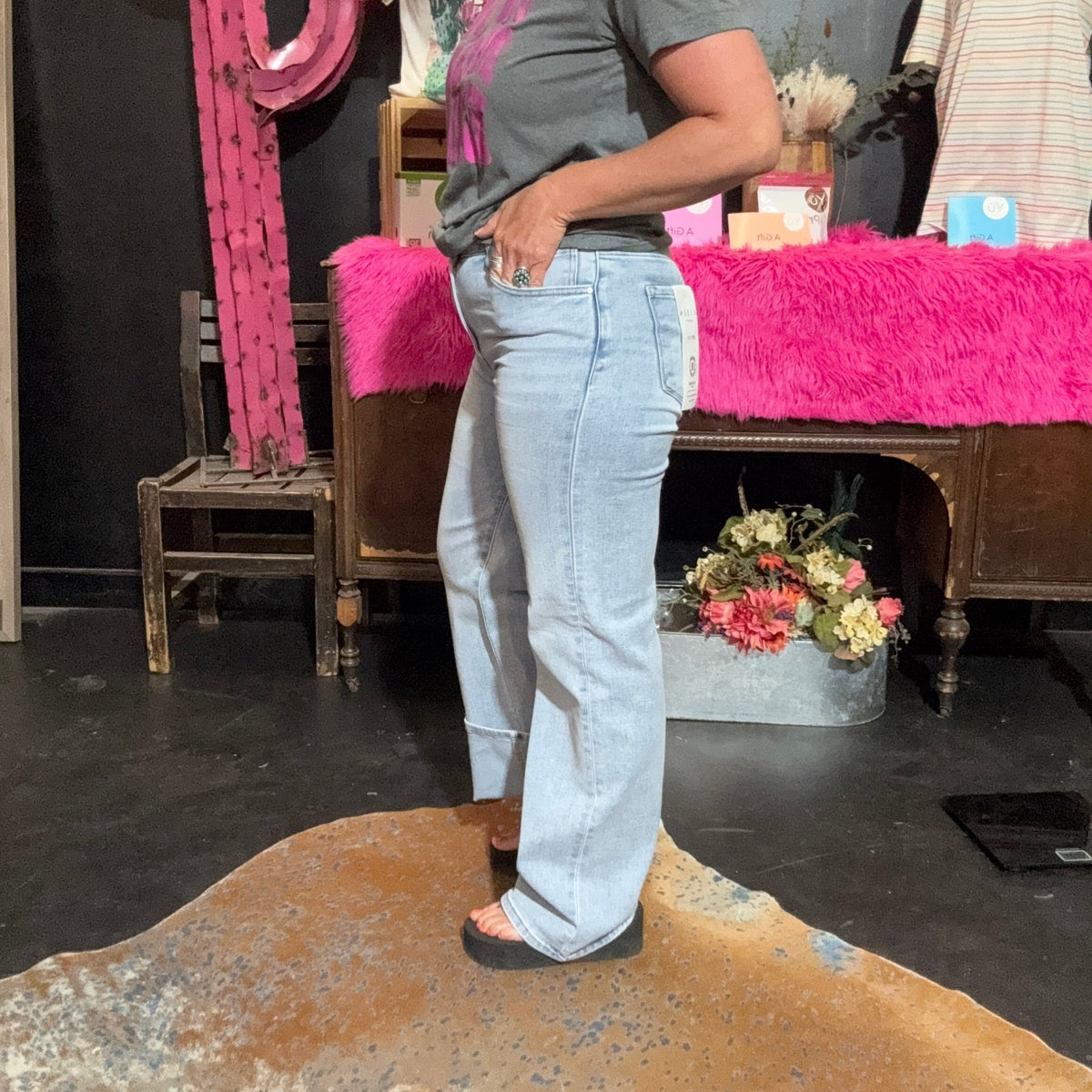 Light Wash High Rise Wide Leg 90's Risen Jeans - Country Lace Boutique