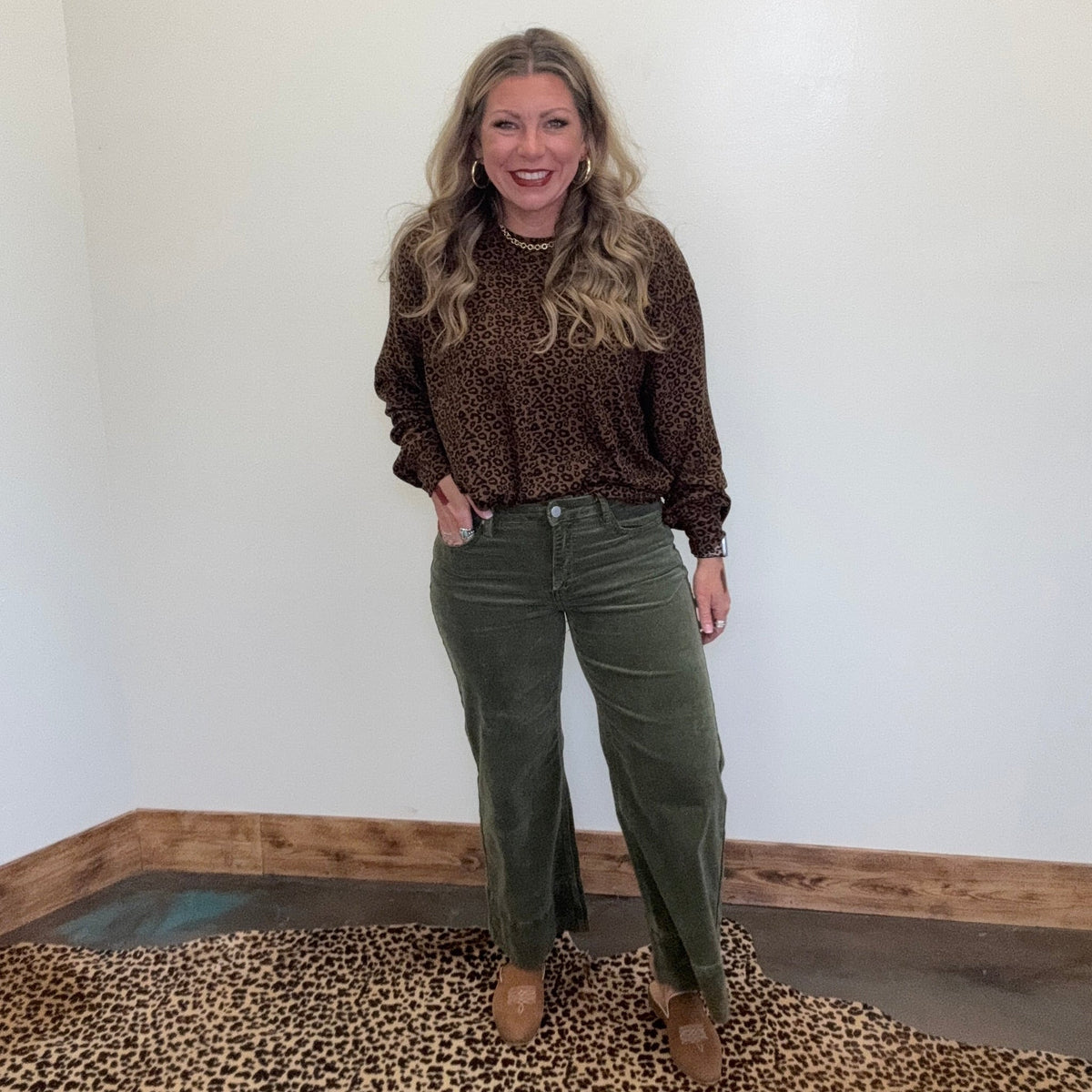 Super Soft Leopard Oversized Sweat Shirt - Country Lace Boutique
