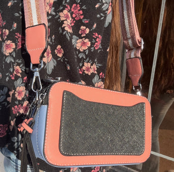 PURSES/BAGS/WALLETS/DUFFLES - Country Lace Boutique