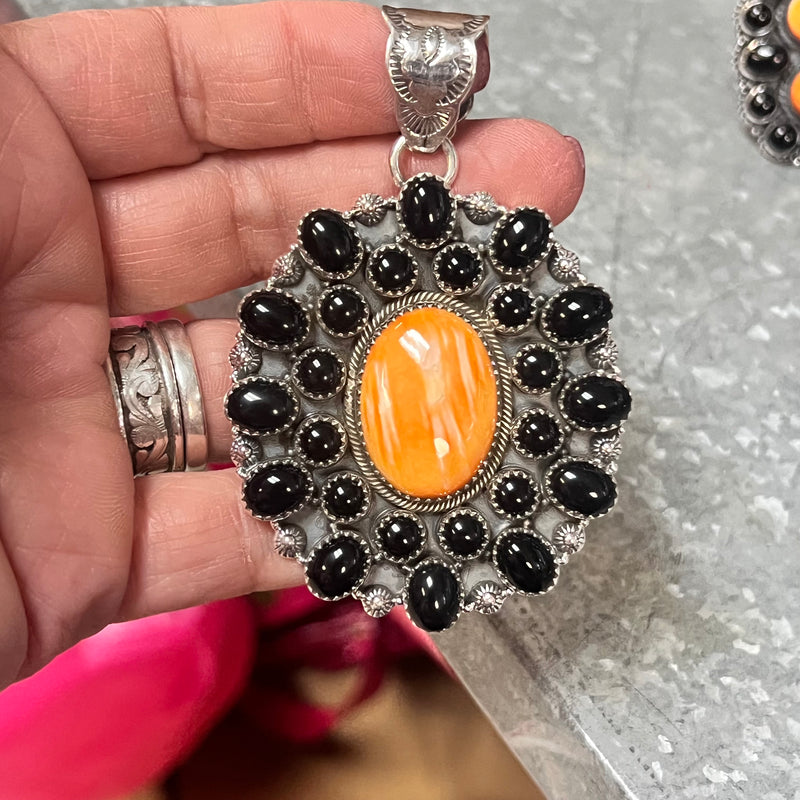 Big Gorgeous Black Onyx With Orange Spiny Oyster Genuine Pendant for Necklace