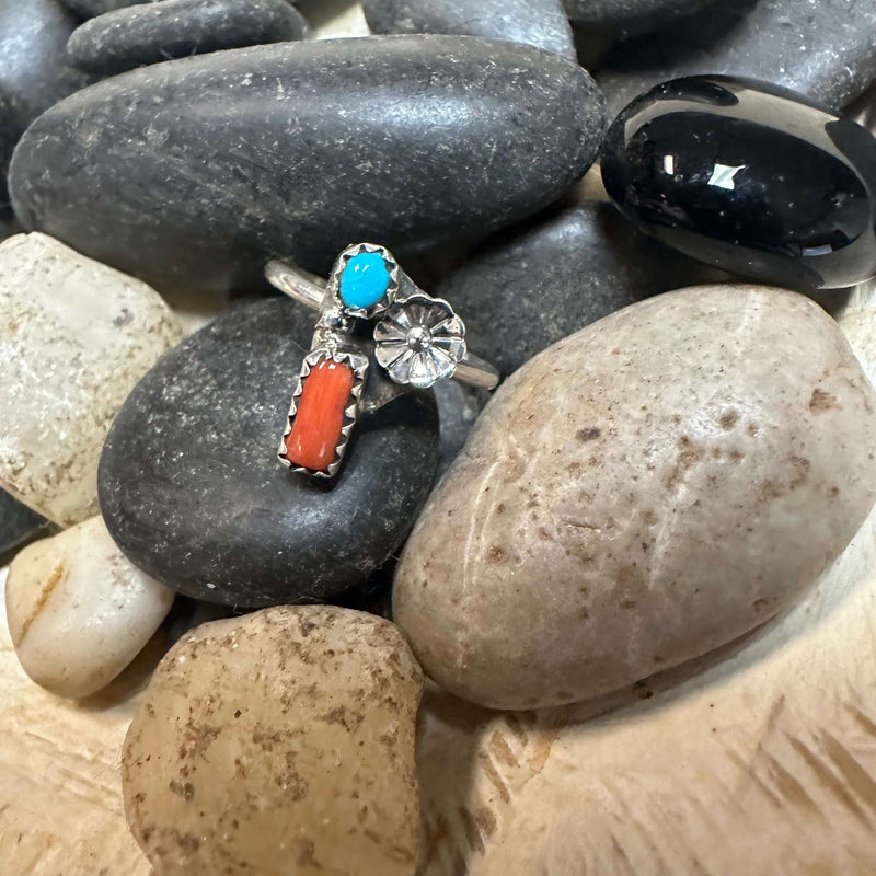 Dainty Turquoise & Red Coral SS flower Sterling Silver Ring size 7