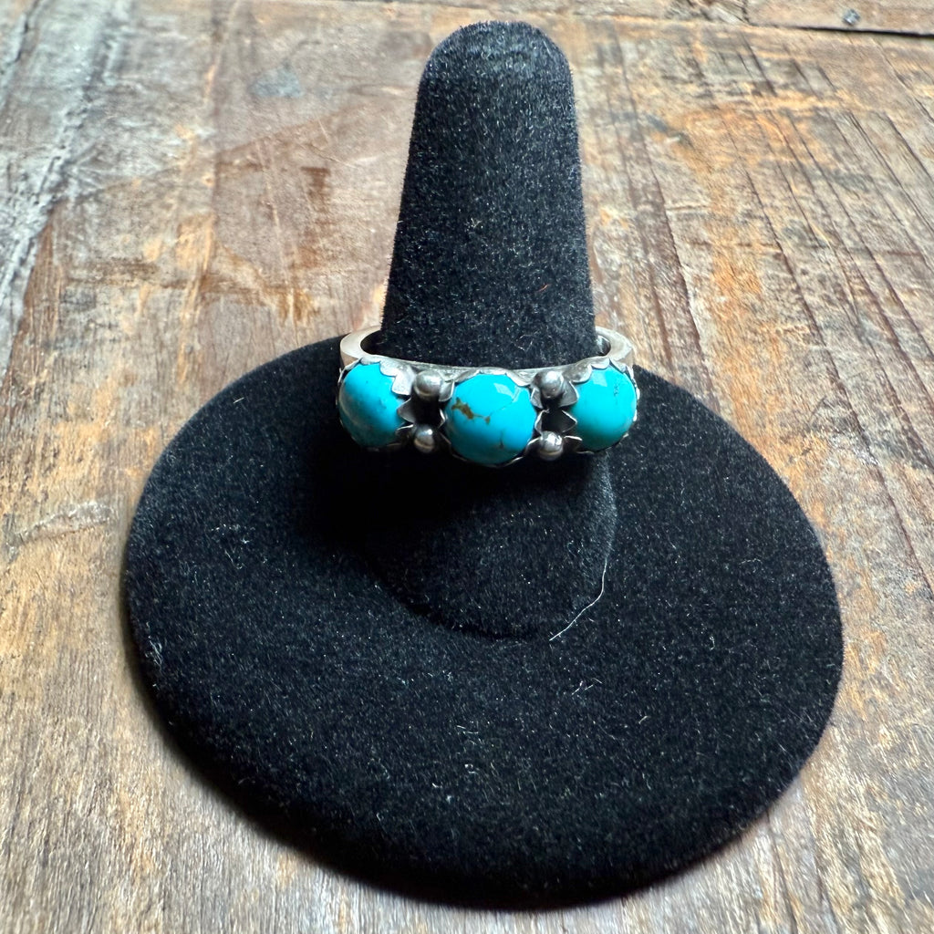 3 Stone Turquoise Detail Band Genuine Ring1