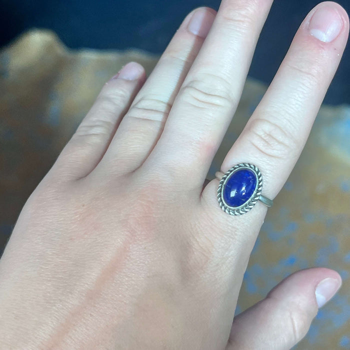 Oval Blue Lapis with Rope Detail Sterling Silver Ring size 7.5
