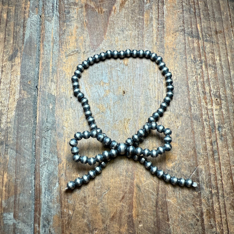 4mm Navajo Pearl Bow Stretchy Genuine Bracelet