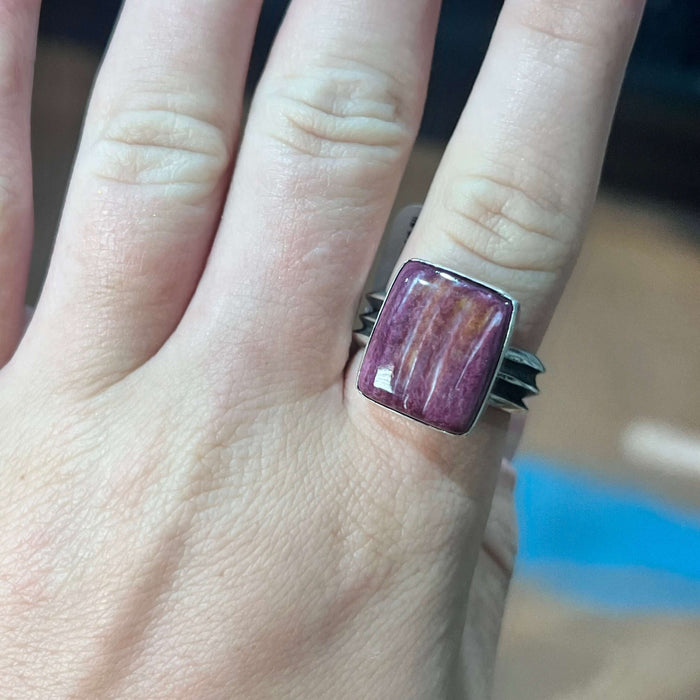 Purple Spiny Square w/ Patina Band Detail Sterling Silver Ring / 8.5