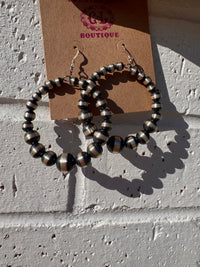 Graduated Round Navajo Pearl Sterling Silver Earring