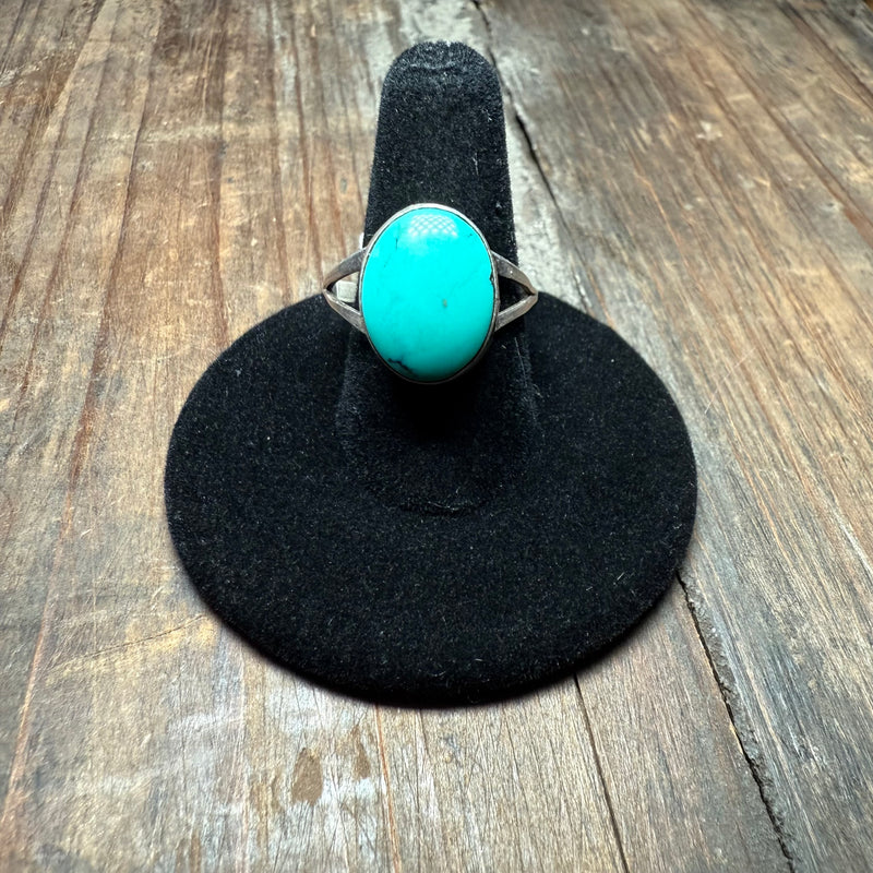 Turquoise Oval Sterling Silver Ring
