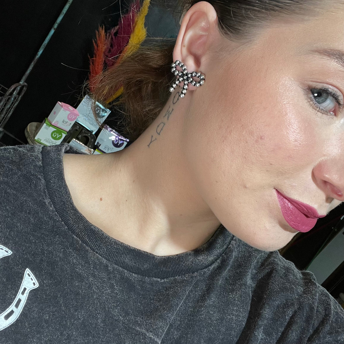 navajopearlbowearrings