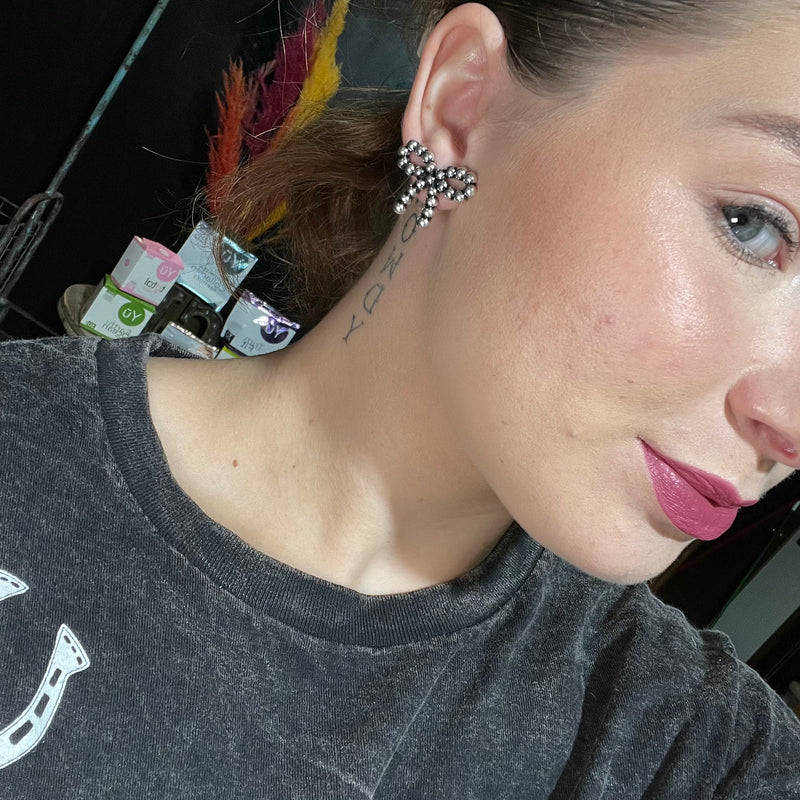 Bow Fake Navajo Pearl Post Fashion Earring