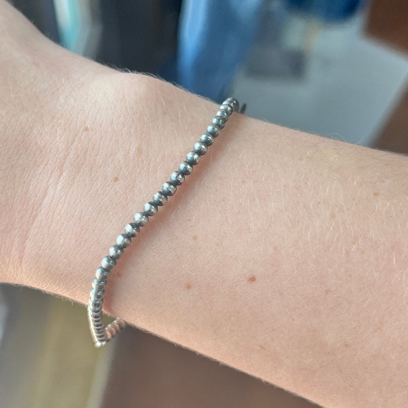 3mm Navajo Pearl Stretchy Genuine Bracelet