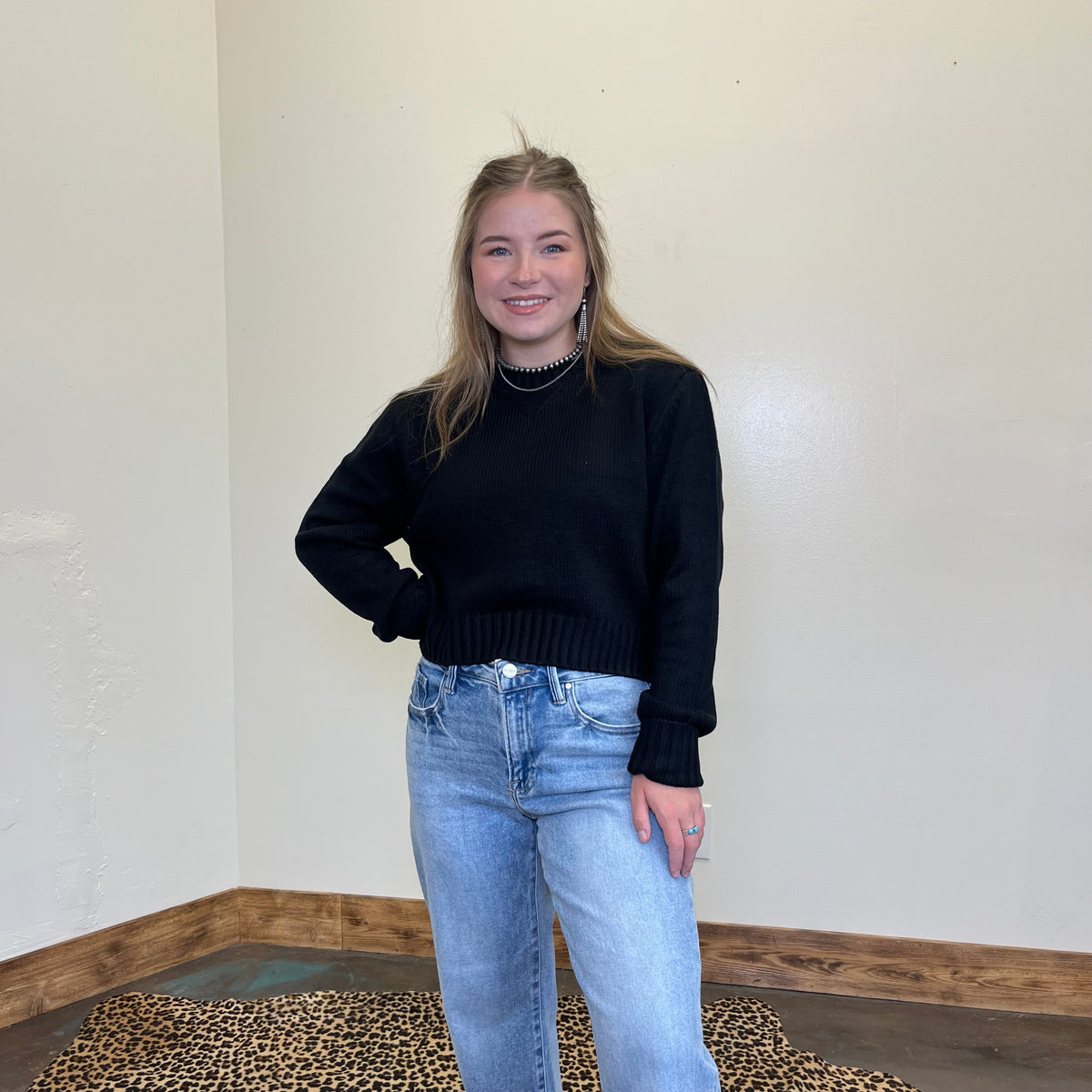 Black Crop Crew Neck Long Sleeve Sweater