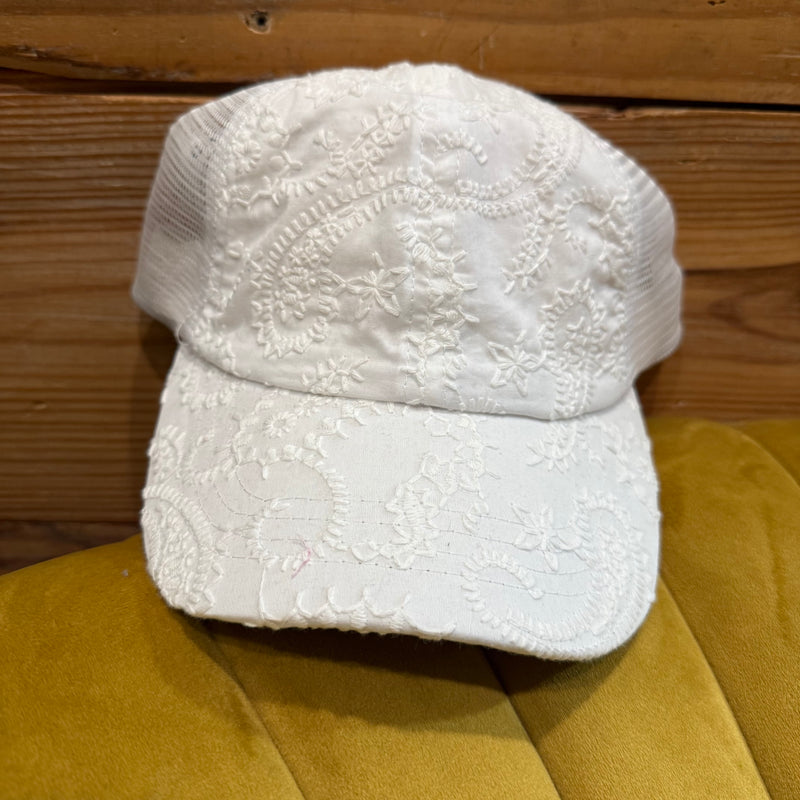 White Paisley Pony Tail Criss Cross C.C.Hat
