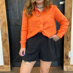 Black Elastic Waist Shorts w pockets