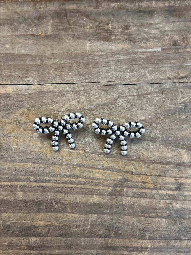 Bow Fake Navajo Pearl Post Fashion Earring