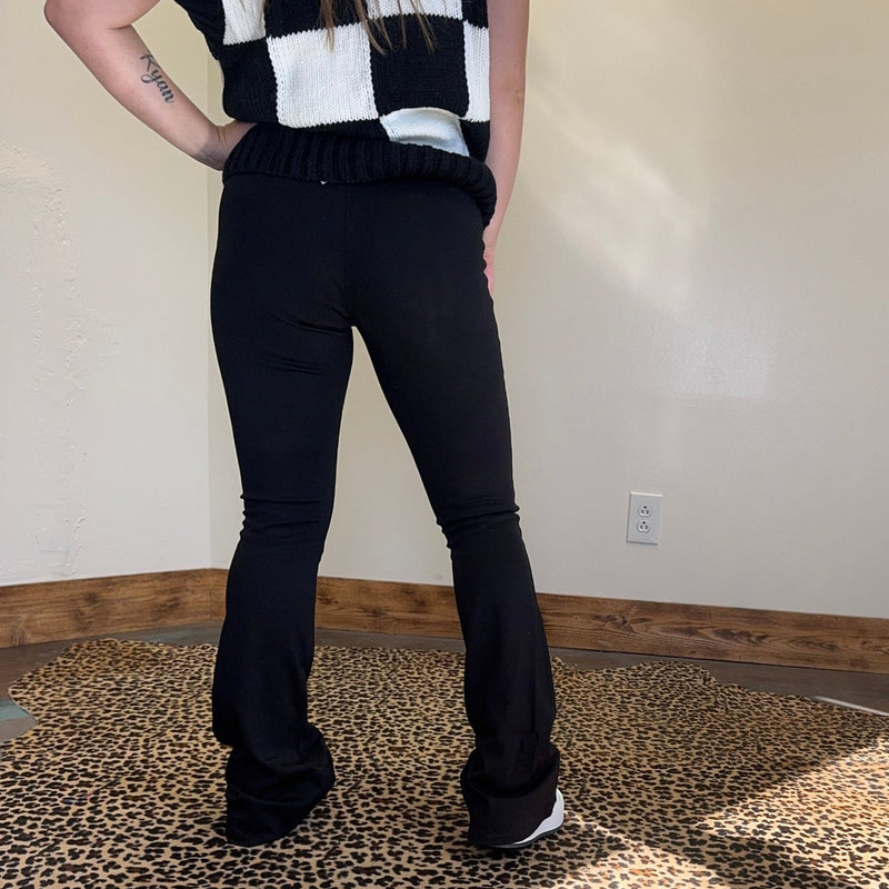 Black Flare Silky Pants2