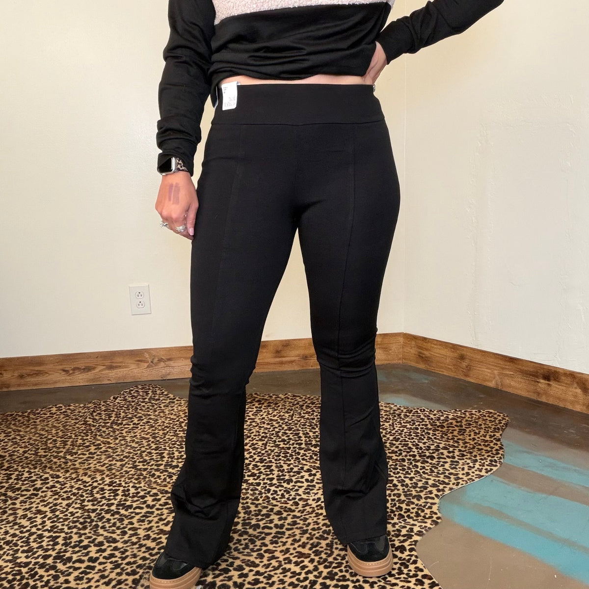 Black Flare Silky Pants8