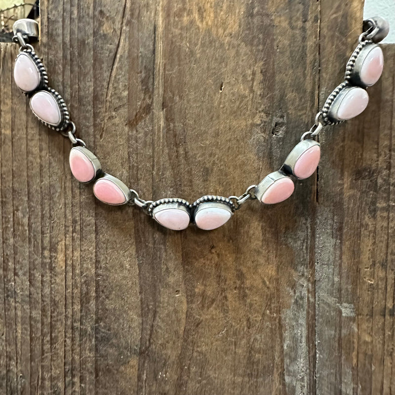 Amazing Pink Conch Choker Genuine Necklace