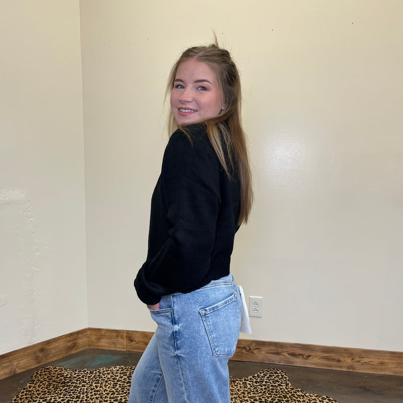 Black Crop Crew Neck Long Sleeve Sweater