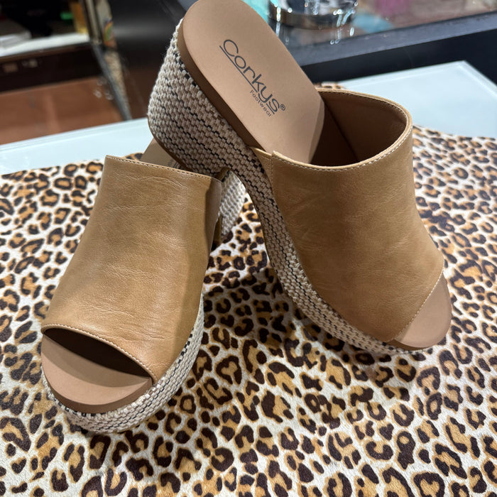 Caramel Totally Buggin Slip On Sandal