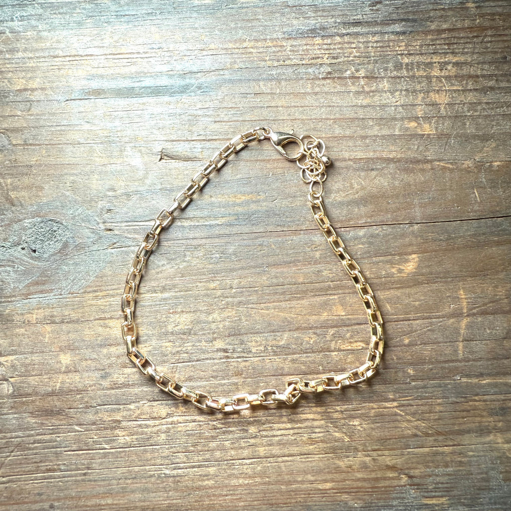 Dainty Link Chain Gold Patterned Fashion Stretchy Bracelet