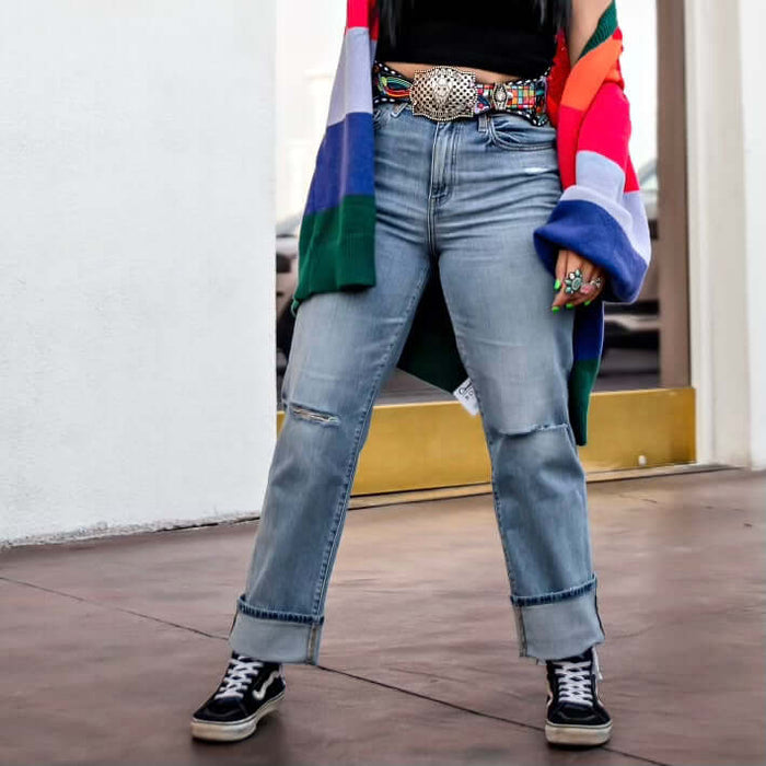 Distressed Knee Straight Daze Jeans / size 2755