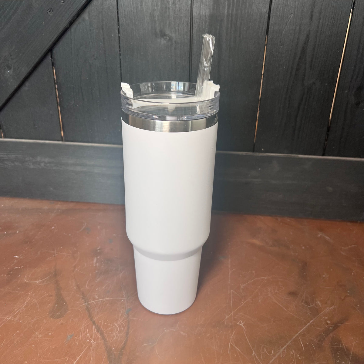 White 40 oz Tumbler w/ Handle