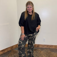 black plus size shirt camo pants