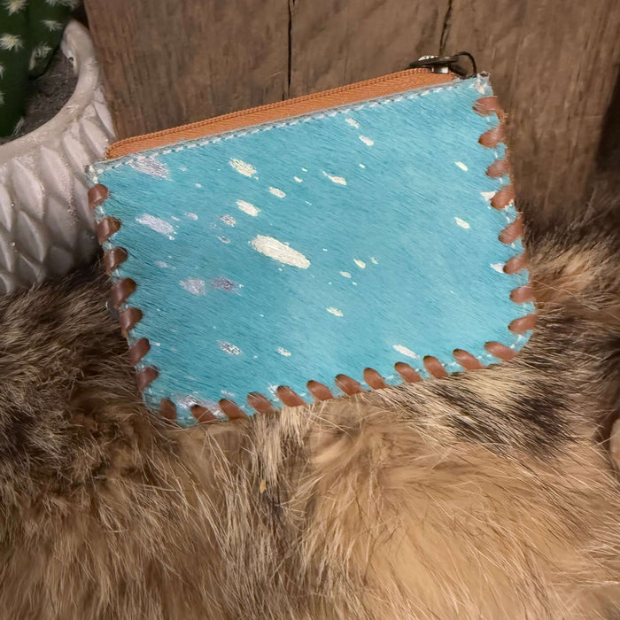 Turquoise Cowhide Leather Tooled Coin Wallet