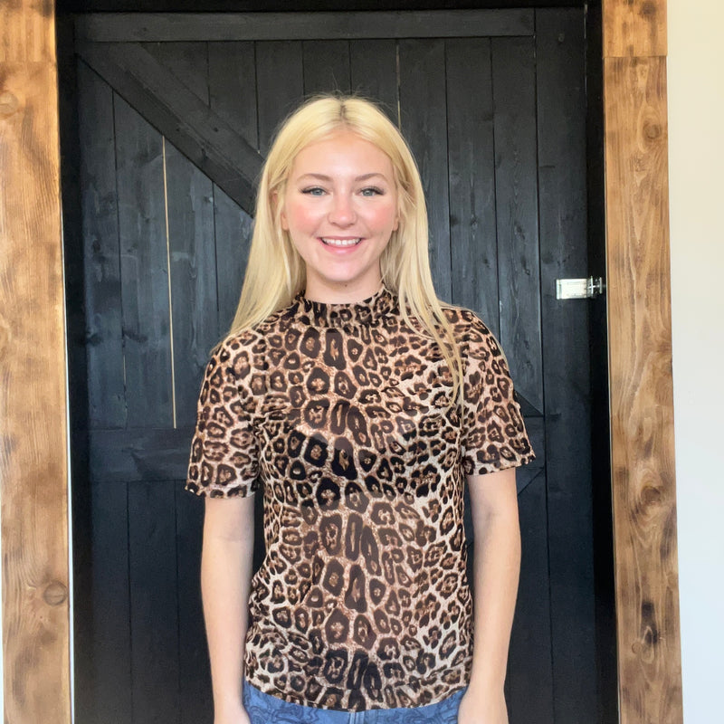 Leopard Stay Wild Mesh shortsleeve Top