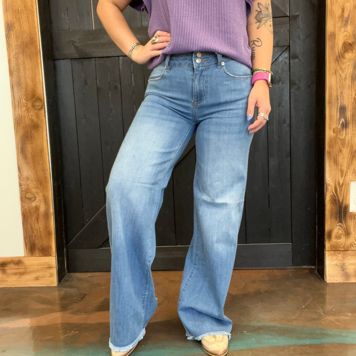lightwashtrouser
