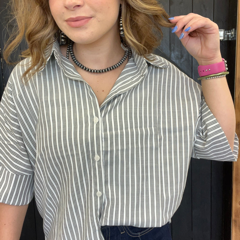 Gray & White Short Sleeve Button Down Top