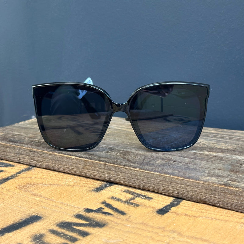 Black sunglasses 