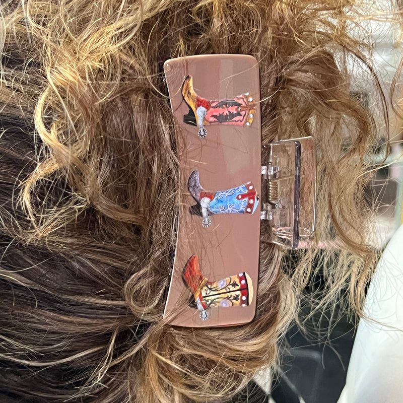 Hair clip with cowboy boot 