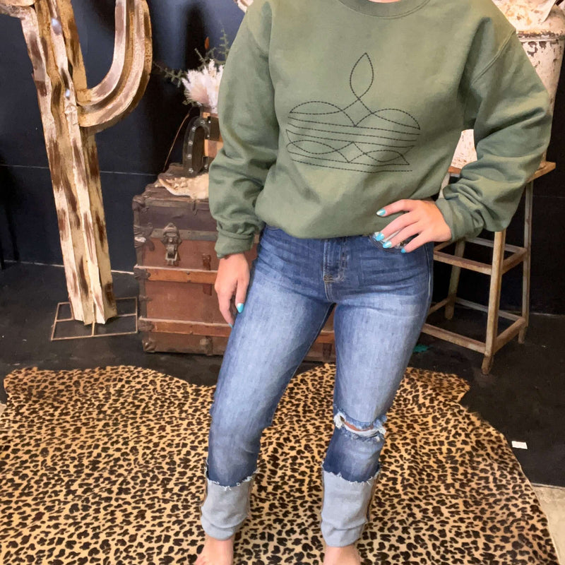 High Rise Distressed Knee Straight-Wide Cuffed Risen Jeans55