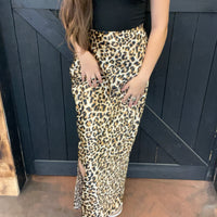 eopard print skirt with a black top 