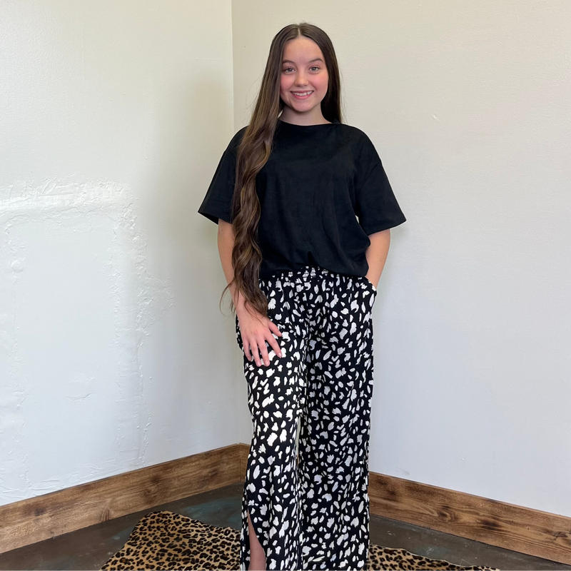  black and white patterned pants 