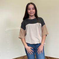 greytanribbedshortsleevetop
