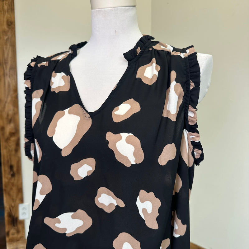 blackleopardsleevelessplussizetanktop