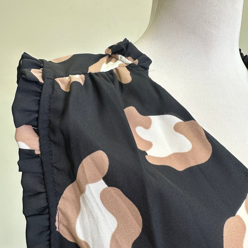 blackleopardsleevelessplussizetanktop