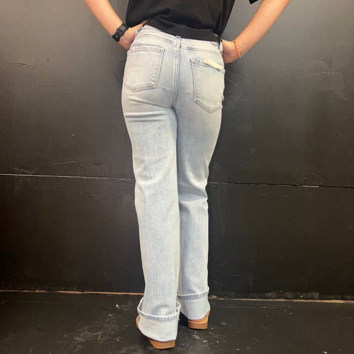 Light Wash High Rise Wide Leg 90's Risen Jeans1