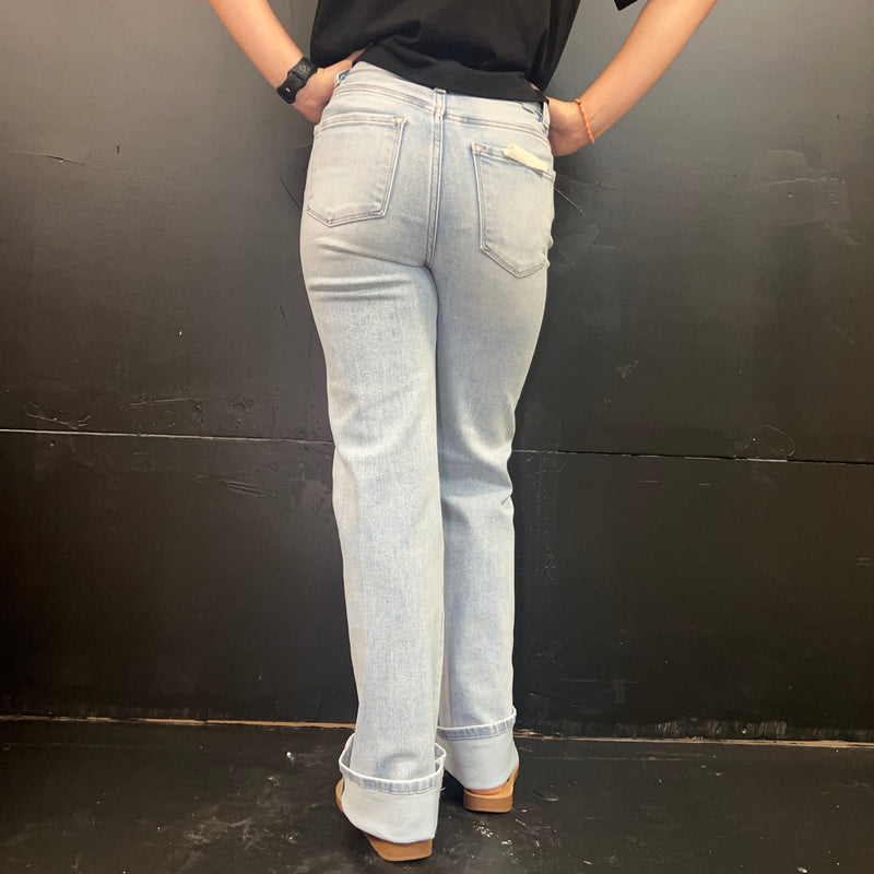 Light Wash High Rise Wide Leg 90's Risen Jeans1