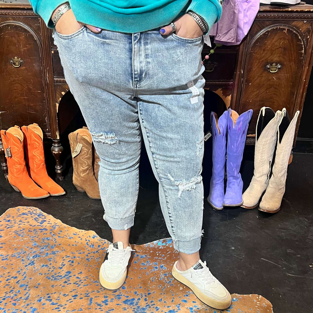Light wash Judy Blue Skinny Jean1
