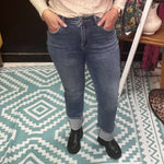Stone Wash Straight Leg Risen Jeans3