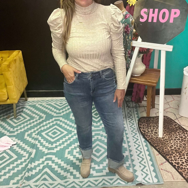 Stone Wash Straight Leg Risen Jeans77