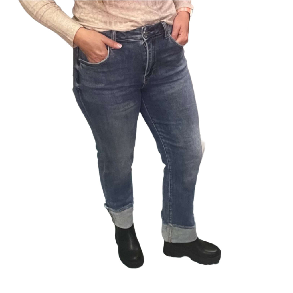 Stone Wash Straight Leg Risen Jeans