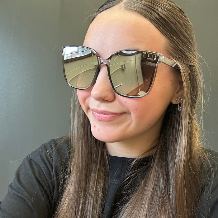 Sunglasses with dark lenses