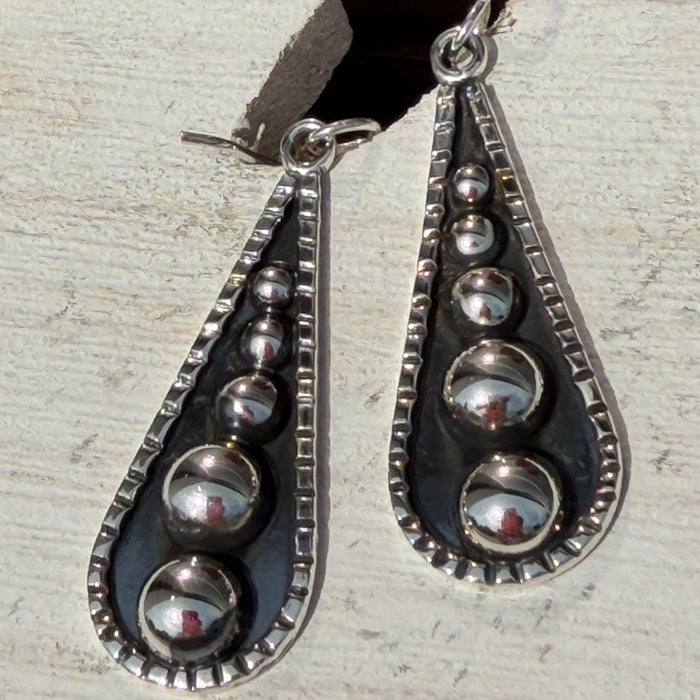 Teardrop Oxidized Ombre Ball Sterling Silver Earring